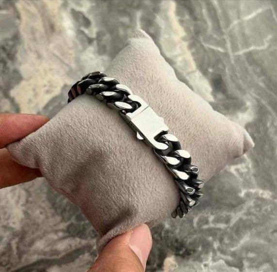 The Perfect Gift for Him: Luxury Bracelet + Iconic Dior Sauvage - Image 3